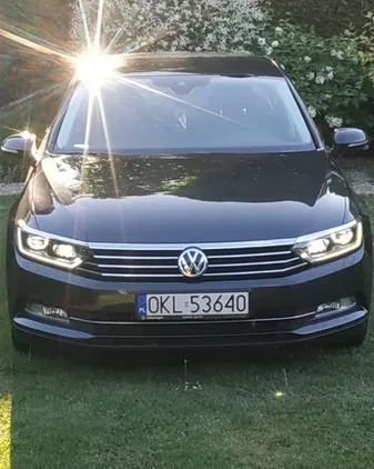 opolskie Volkswagen Passat cena 71900 przebieg: 134000, rok produkcji 2019 z Byczyna